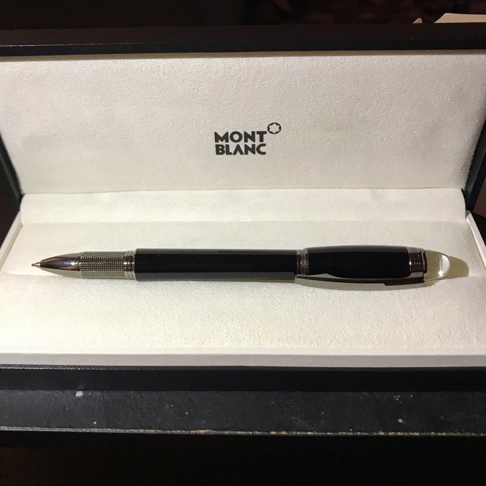 NWT Montblanc Midnight Black Starwalker pen